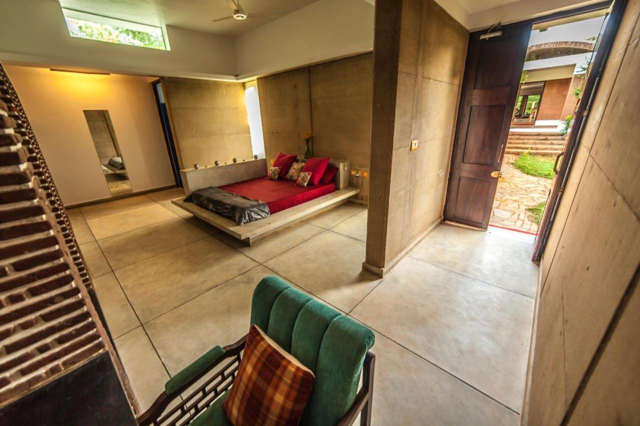 Bougan Villa Ауровиль Экстерьер фото